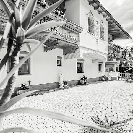 Christine דירה *