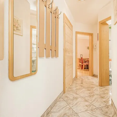 Christine Апартаменты *